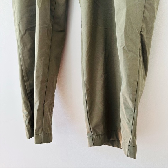 Nike Bliss Luxe 7/8 Training Pants Olive Army Green CU4603-222 Women Size Medium - Picture 7 of 15